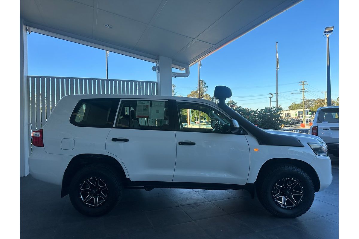 2017 Toyota Landcruiser GX VDJ200R