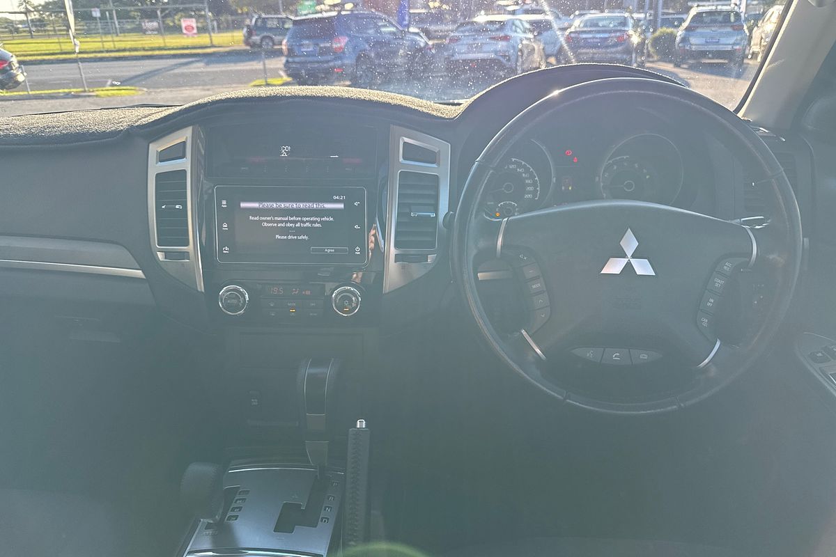 2019 Mitsubishi Pajero GLX NX