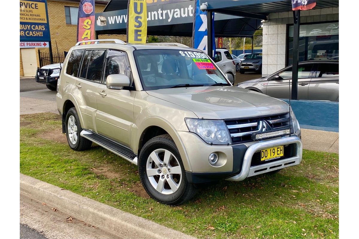 2007 Mitsubishi Pajero VR-X NS