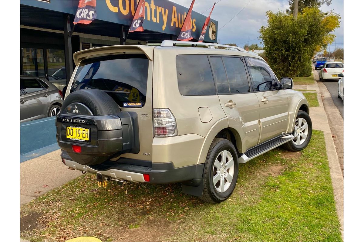 2007 Mitsubishi Pajero VR-X NS