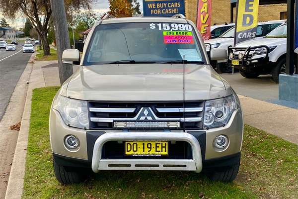 2007 Mitsubishi Pajero VR-X NS