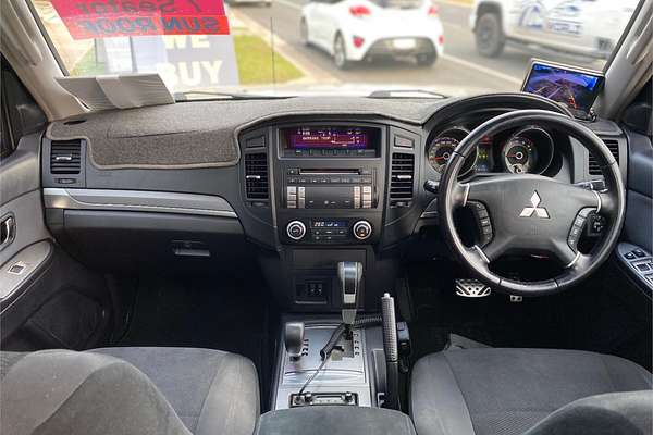 2007 Mitsubishi Pajero VR-X NS