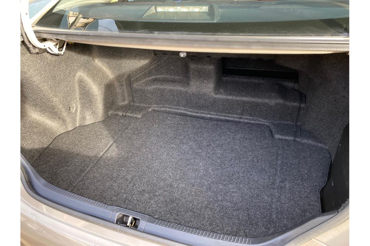 2014 Toyota Camry Hybrid H AVV50R