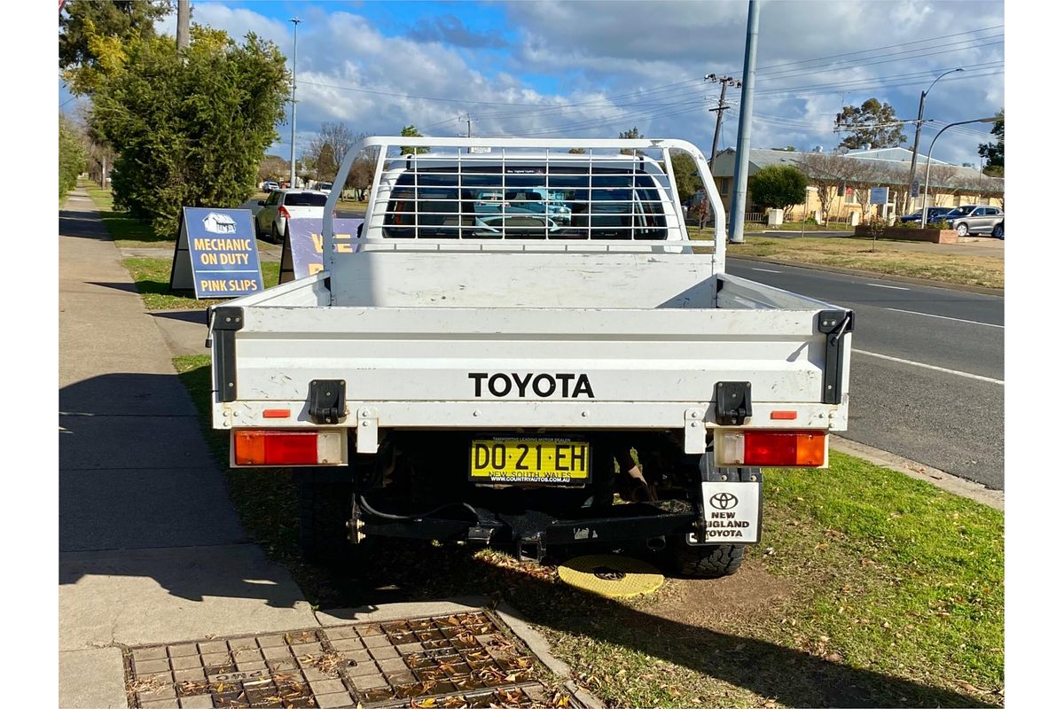 2019 Toyota Hilux SR GUN126R