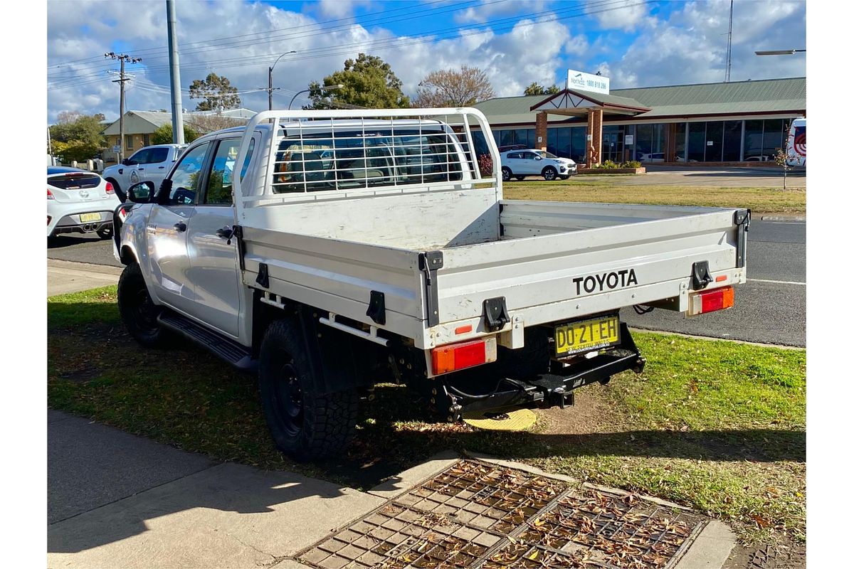 2019 Toyota Hilux SR GUN126R
