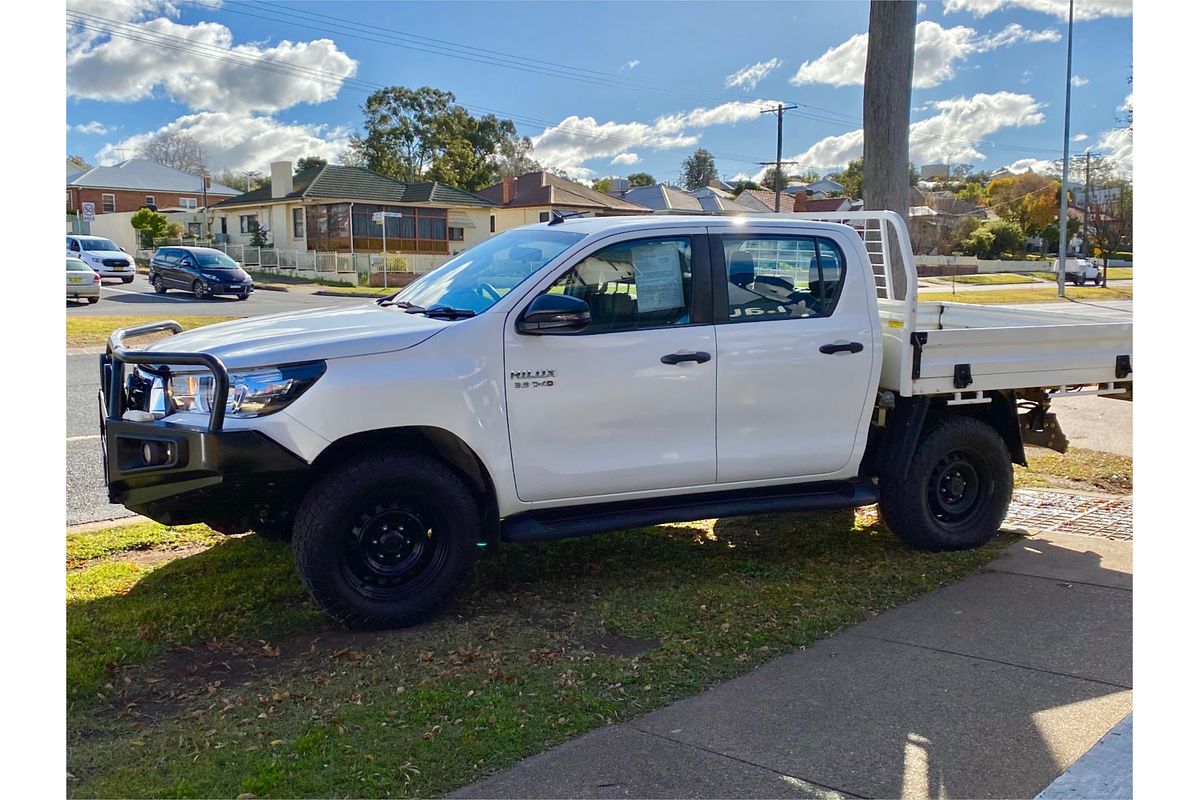 2019 Toyota Hilux SR GUN126R