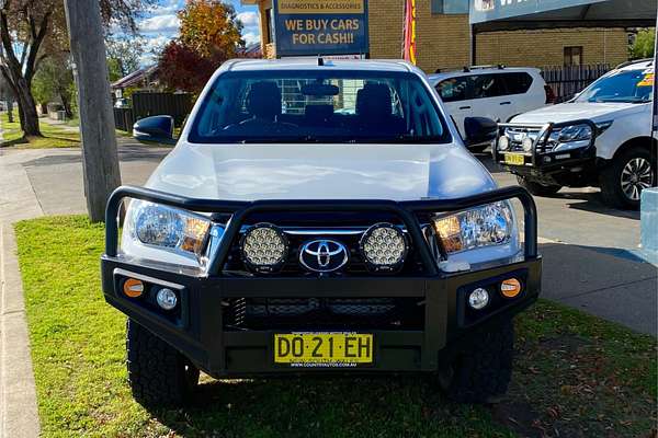 2019 Toyota Hilux SR GUN126R