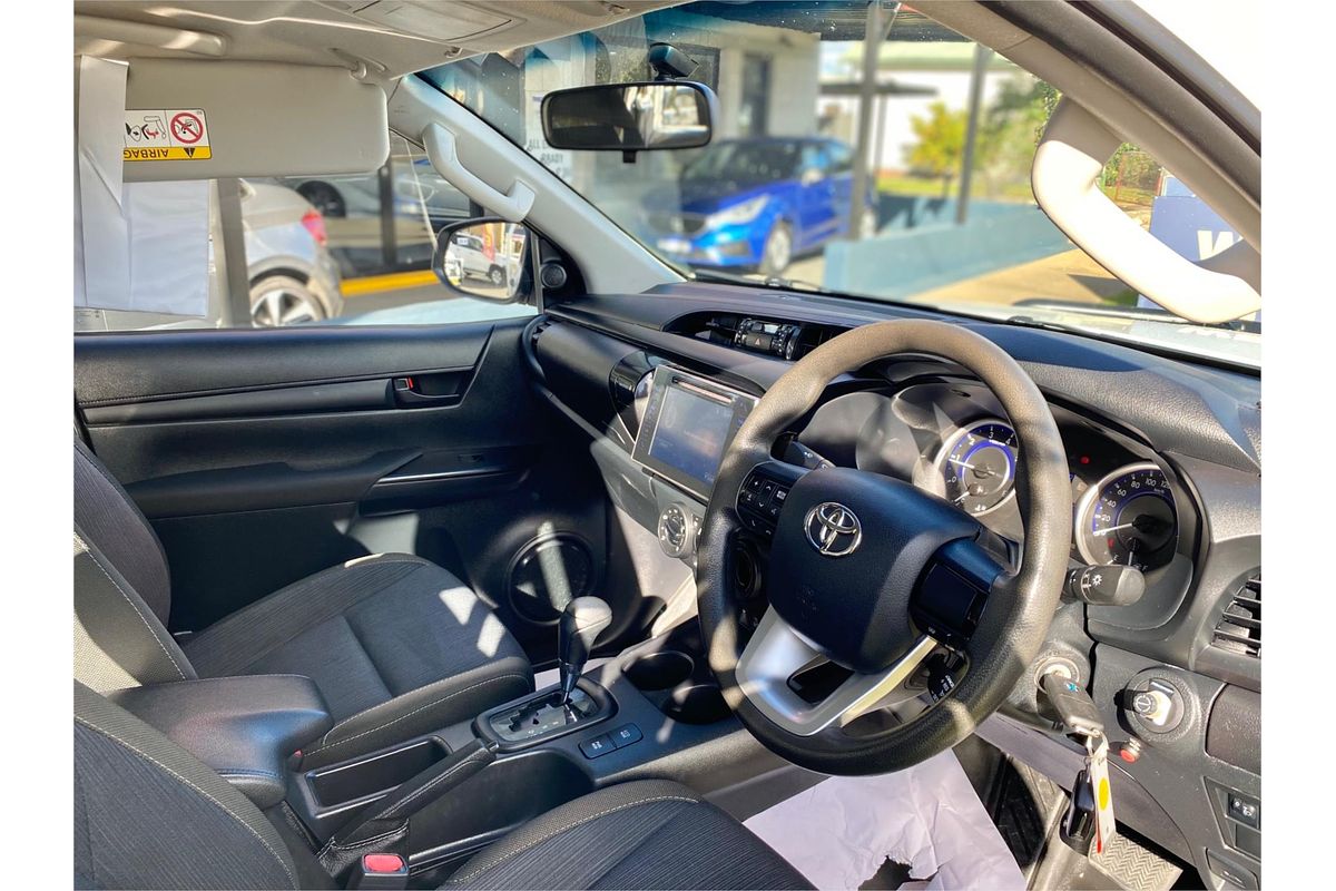 2019 Toyota Hilux SR GUN126R