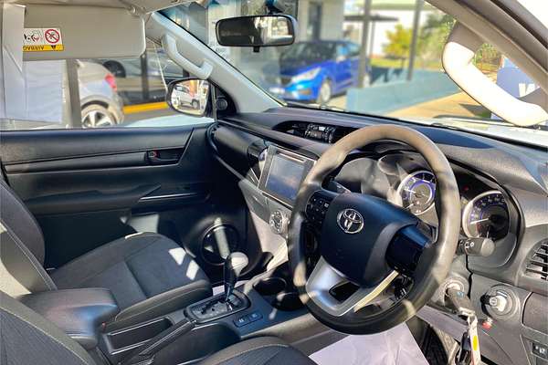 2019 Toyota Hilux SR GUN126R