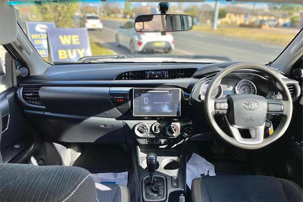 2019 Toyota Hilux SR GUN126R