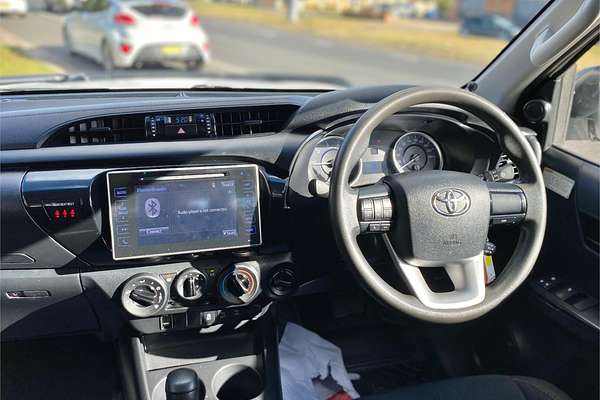 2019 Toyota Hilux SR GUN126R