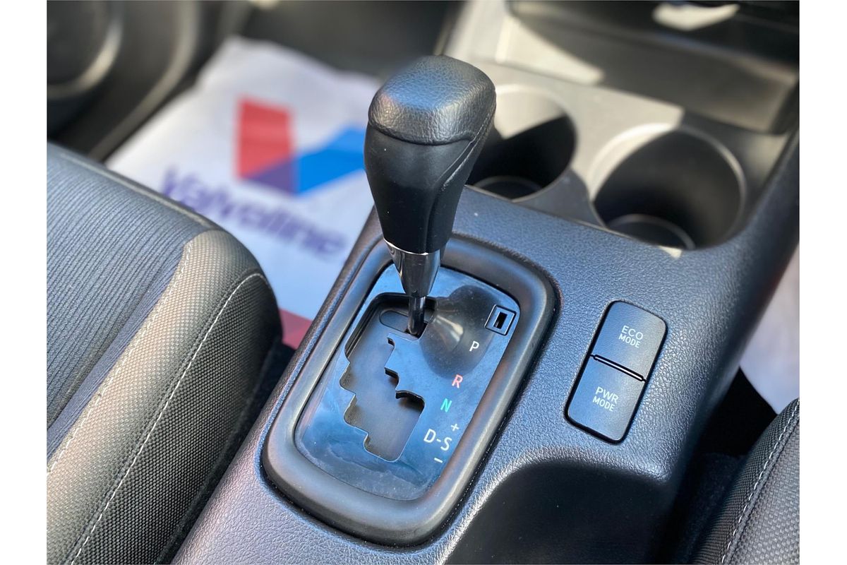 2019 Toyota Hilux SR GUN126R