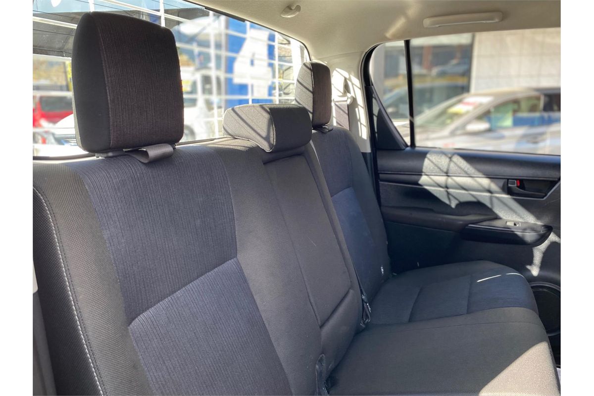 2019 Toyota Hilux SR GUN126R