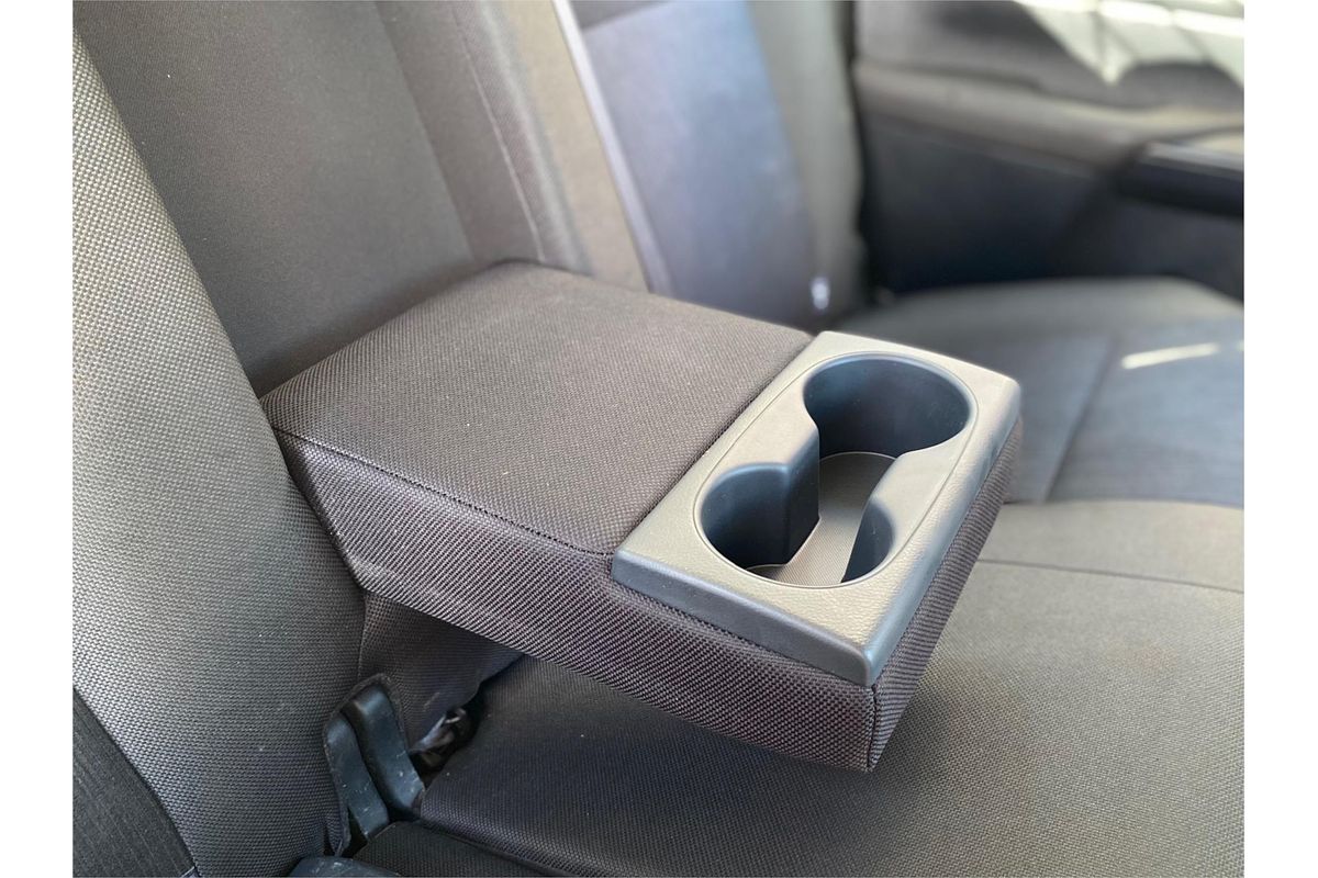 2019 Toyota Hilux SR GUN126R