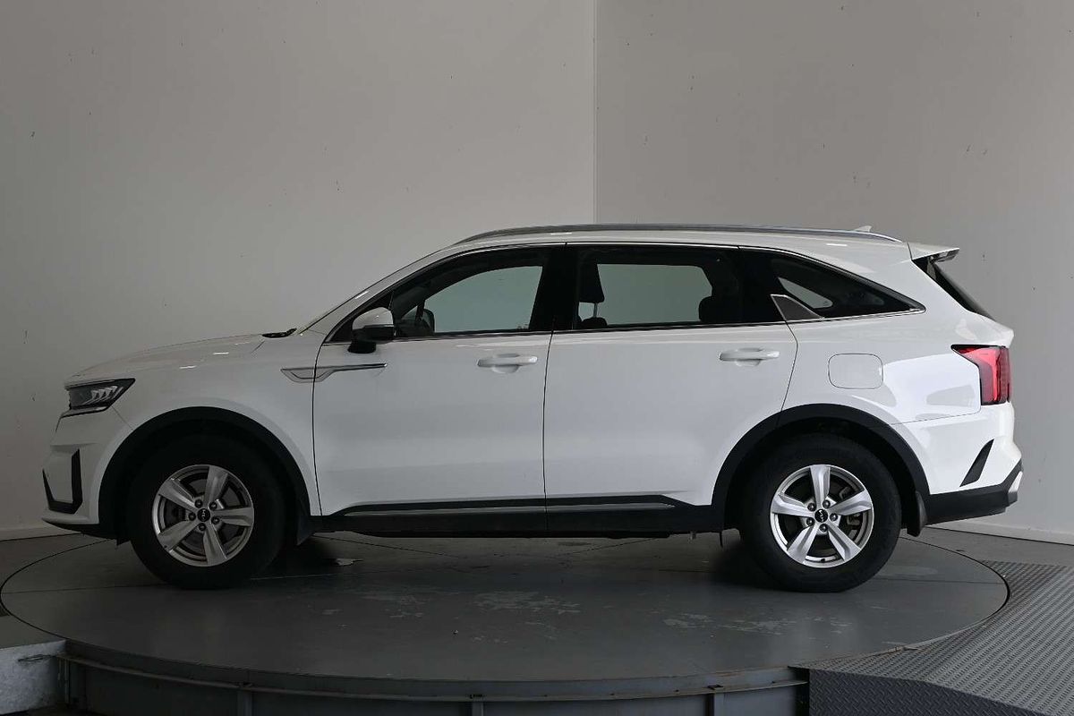 2023 Kia Sorento S MQ4