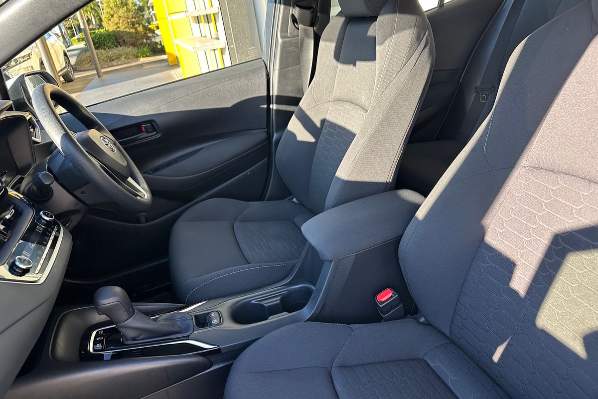 2020 Toyota Corolla Ascent Sport Hybrid ZWE211R