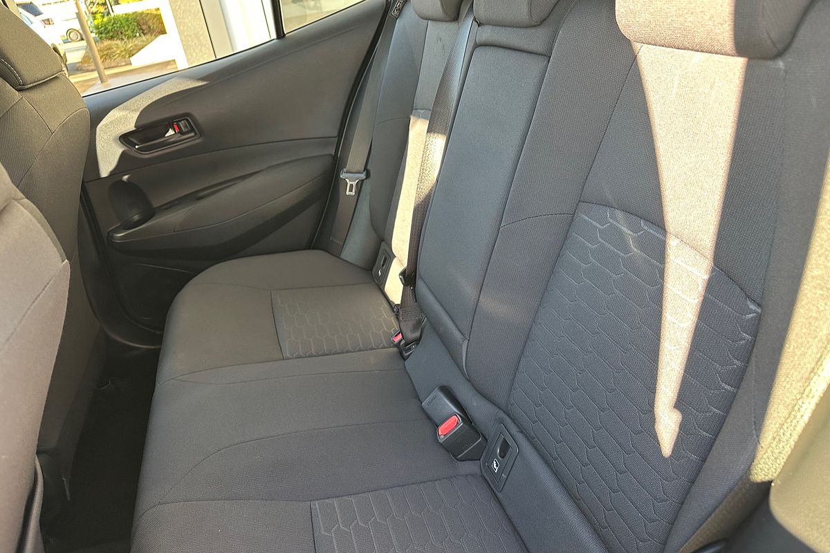 2020 Toyota Corolla Ascent Sport Hybrid ZWE211R