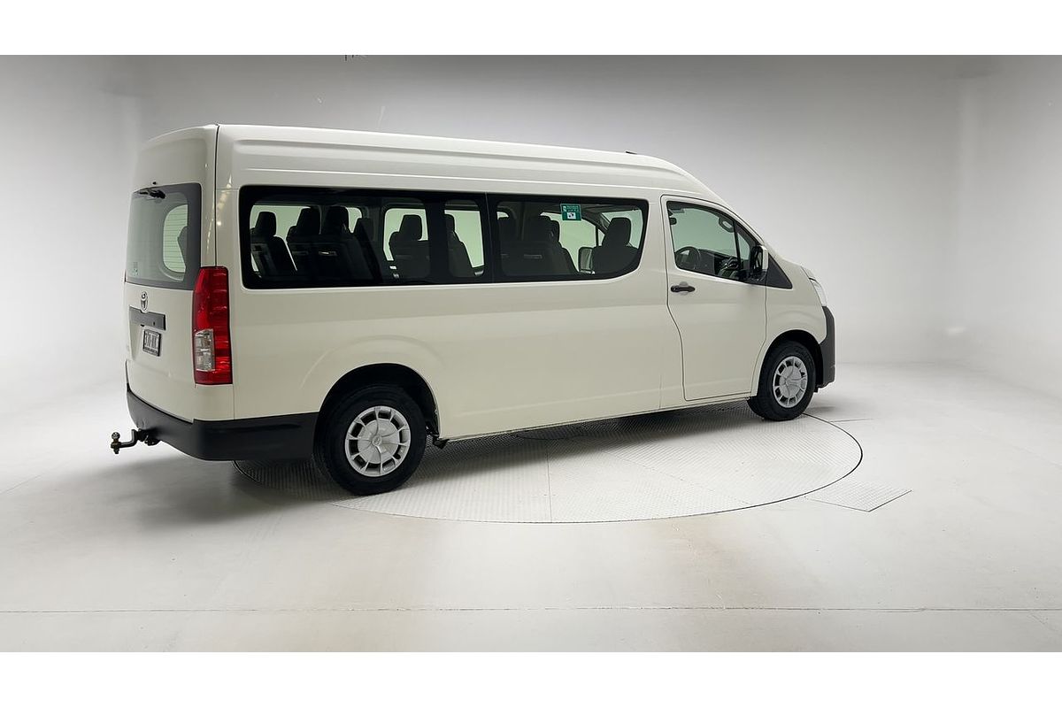 2022 Toyota Hiace Commuter GDH322R