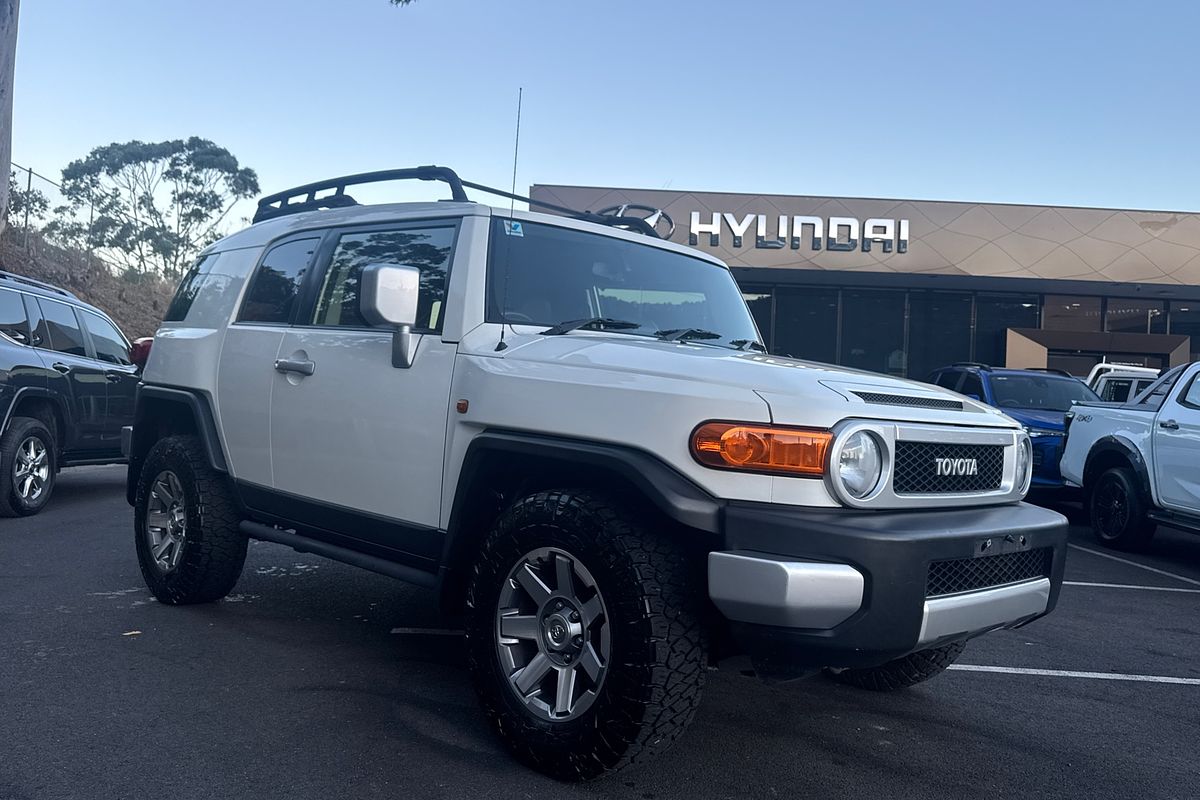 2014 Toyota FJ Cruiser GSJ15R