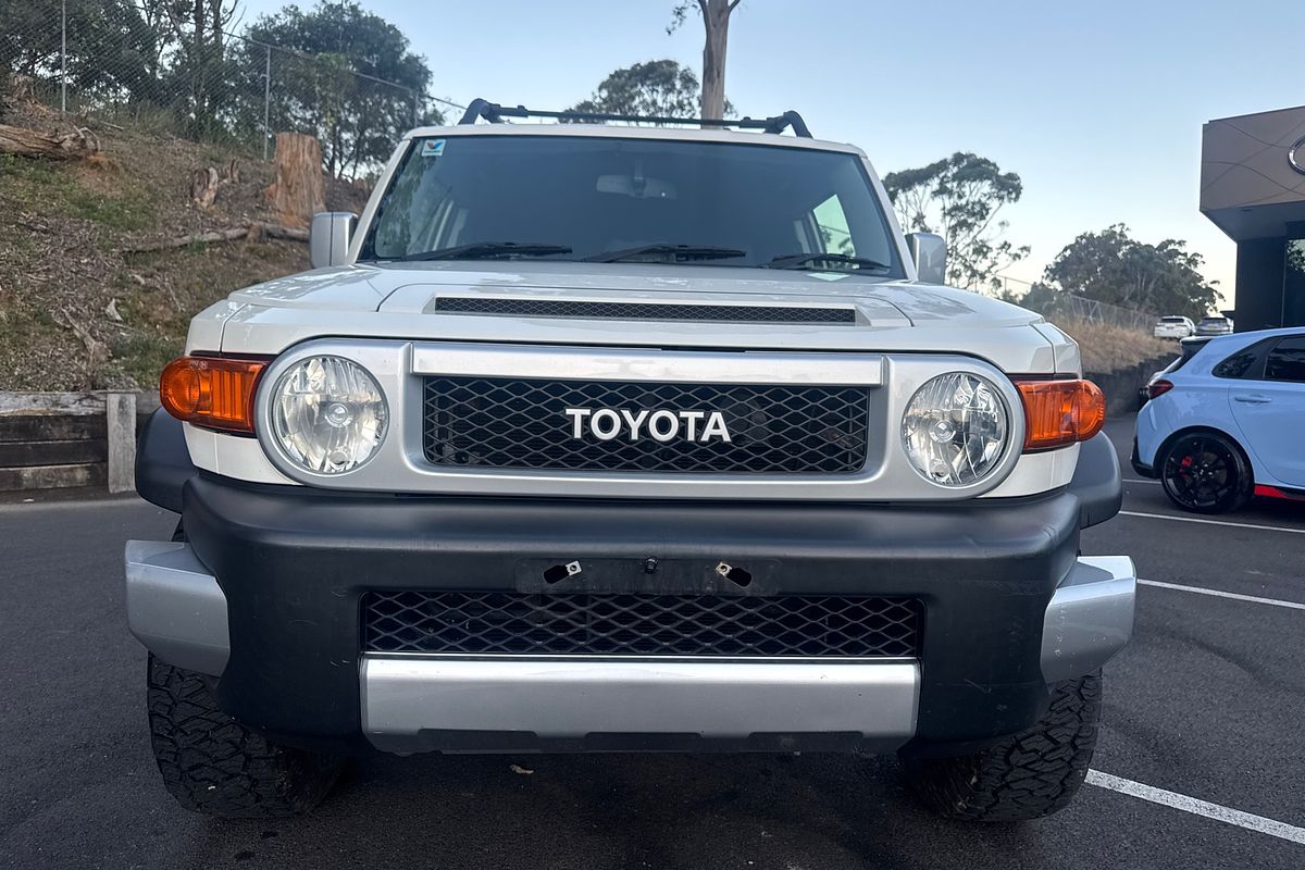2014 Toyota FJ Cruiser GSJ15R