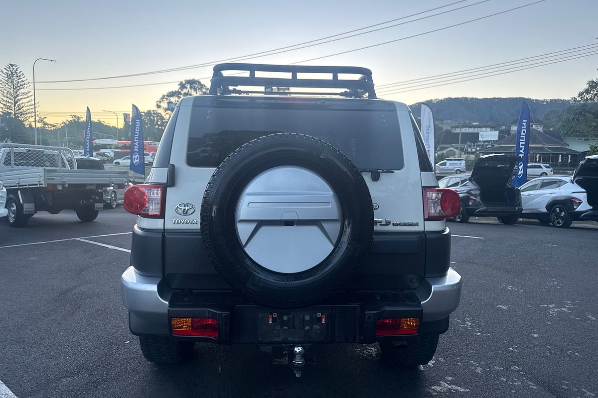 2014 Toyota FJ Cruiser GSJ15R