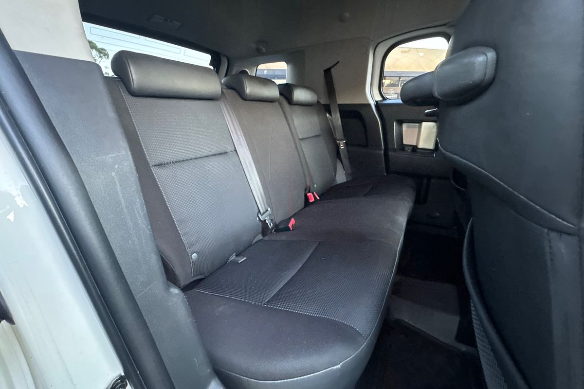 2014 Toyota FJ Cruiser GSJ15R