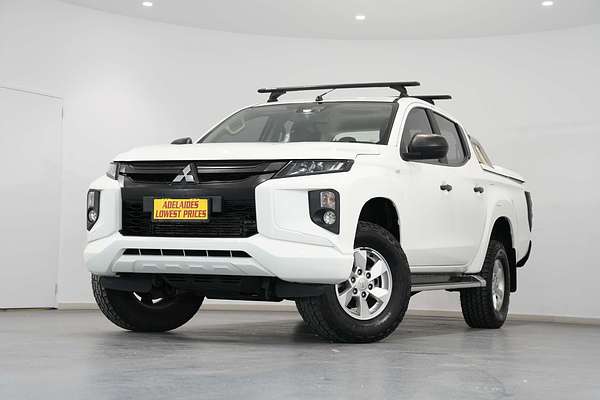 2019 Mitsubishi Triton GLX MR 4X4