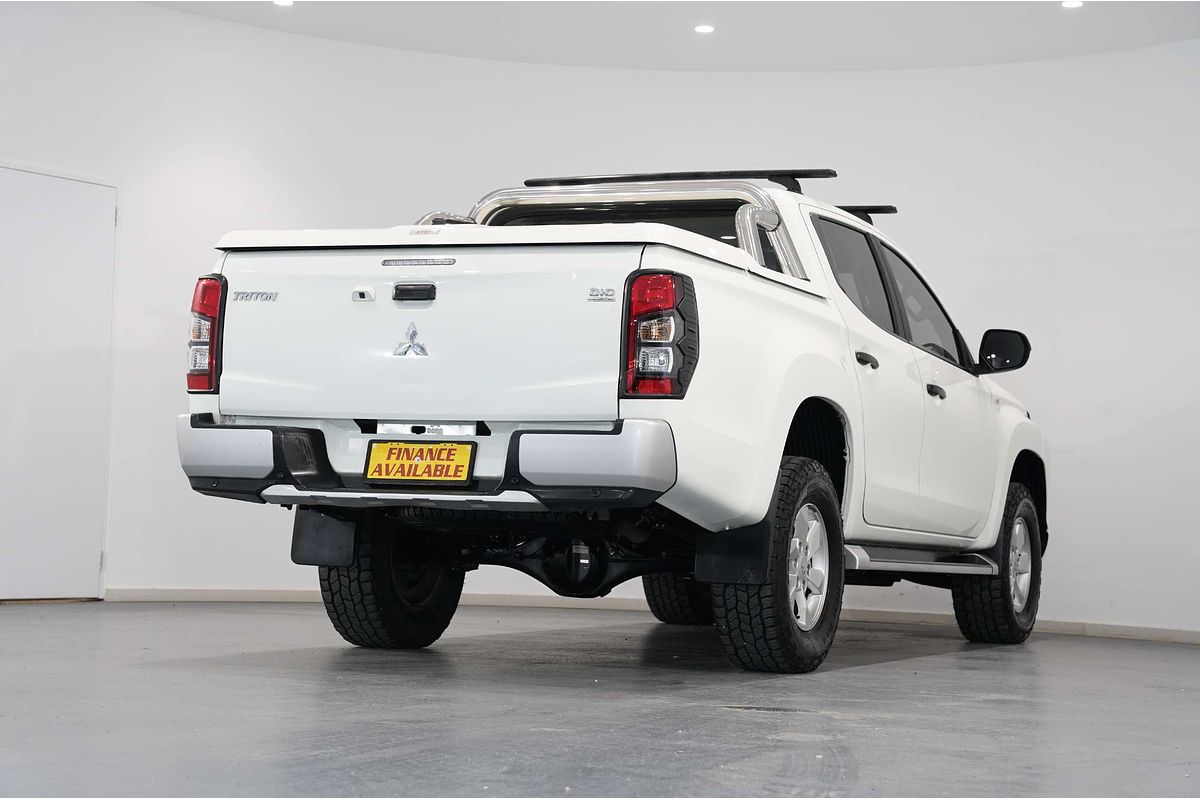 2019 Mitsubishi Triton GLX MR 4X4
