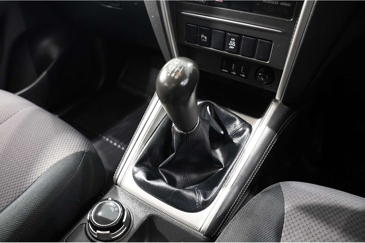 2019 Mitsubishi Triton GLX MR 4X4
