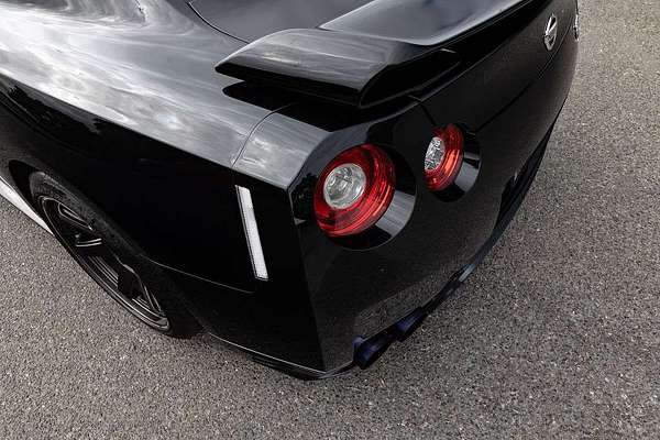 2015 Nissan GT-R Premium R35
