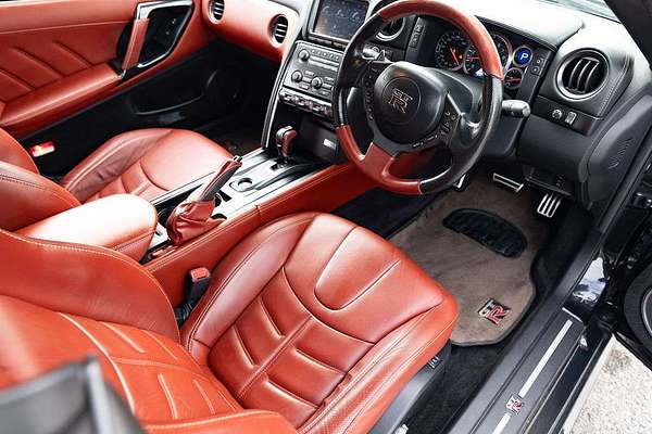 2015 Nissan GT-R Premium R35