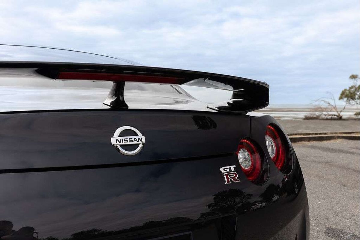 2015 Nissan GT-R Premium R35