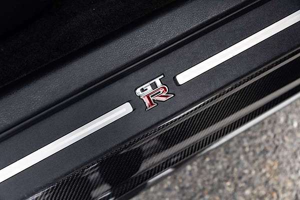 2015 Nissan GT-R Premium R35