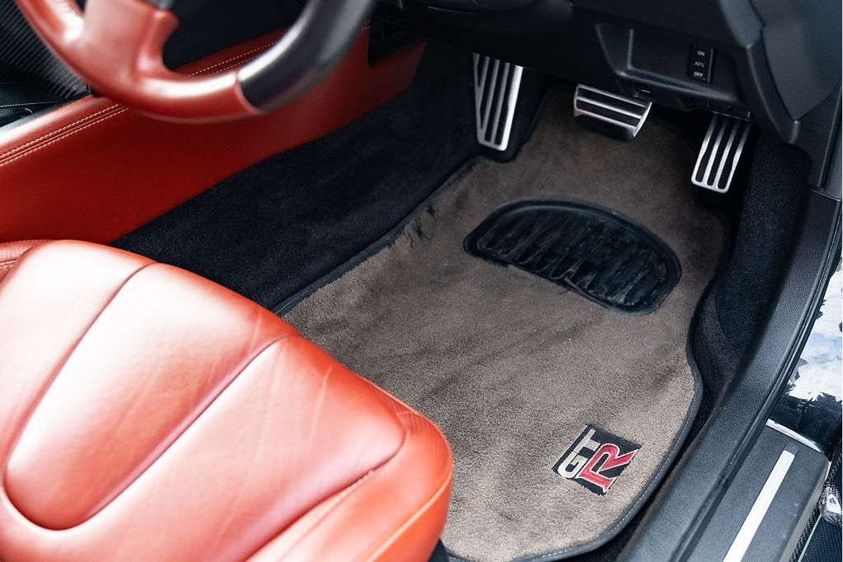 2015 Nissan GT-R Premium R35