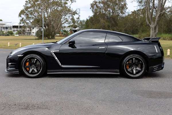 2015 Nissan GT-R Premium R35
