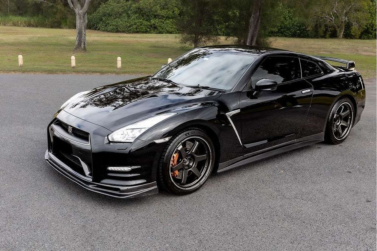 2015 Nissan GT-R Premium R35
