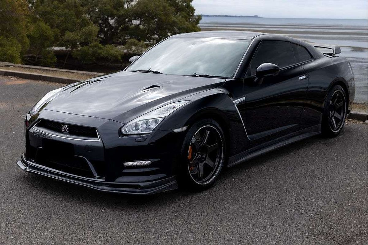 2015 Nissan GT-R Premium R35