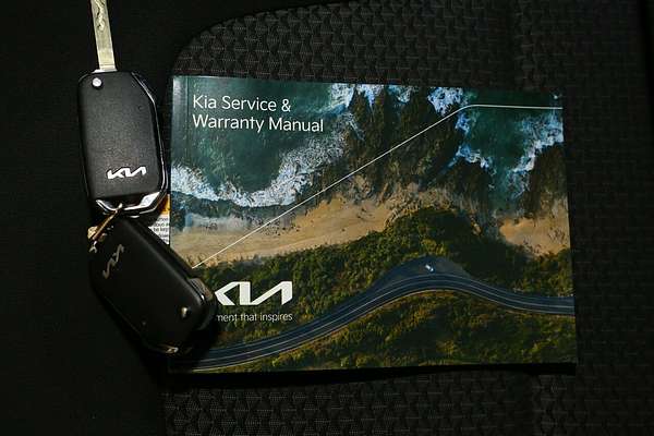 2024 Kia Sportage S NQ5
