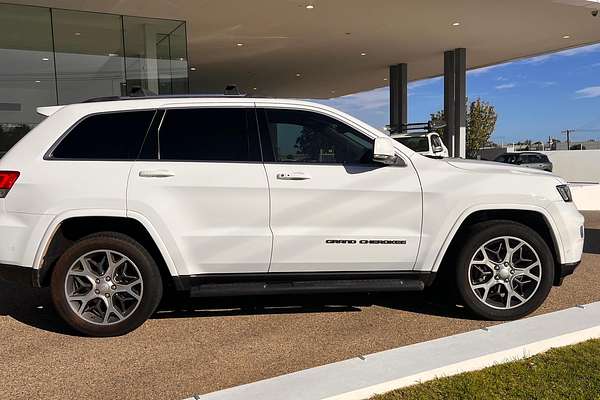 2018 Jeep Grand Cherokee 25th Anniversary WK
