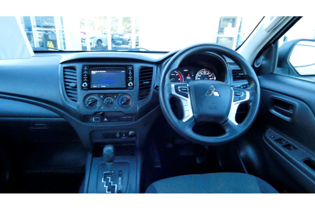 2019 Mitsubishi Triton GLX MR 4X4