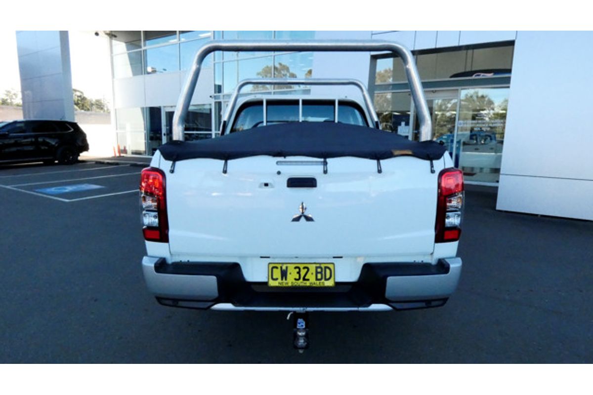 2019 Mitsubishi Triton GLX MR 4X4