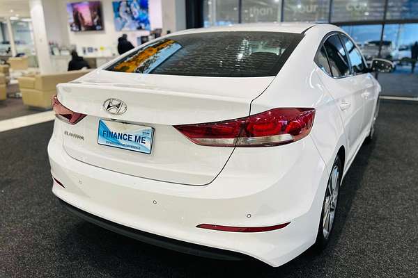 2017 Hyundai Elantra Elite AD
