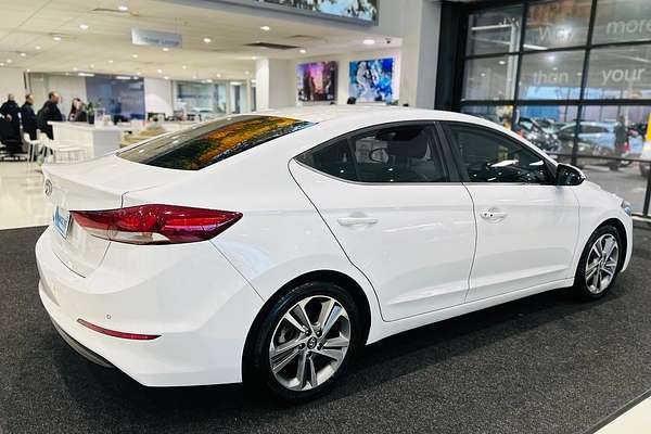 2017 Hyundai Elantra Elite AD