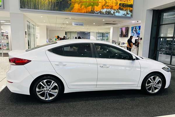 2017 Hyundai Elantra Elite AD