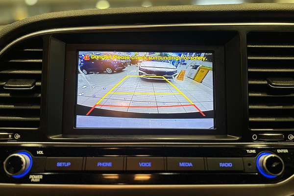 2017 Hyundai Elantra Elite AD