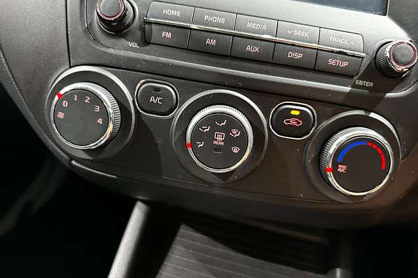 2017 Kia Cerato S YD