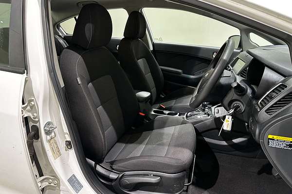 2017 Kia Cerato S YD