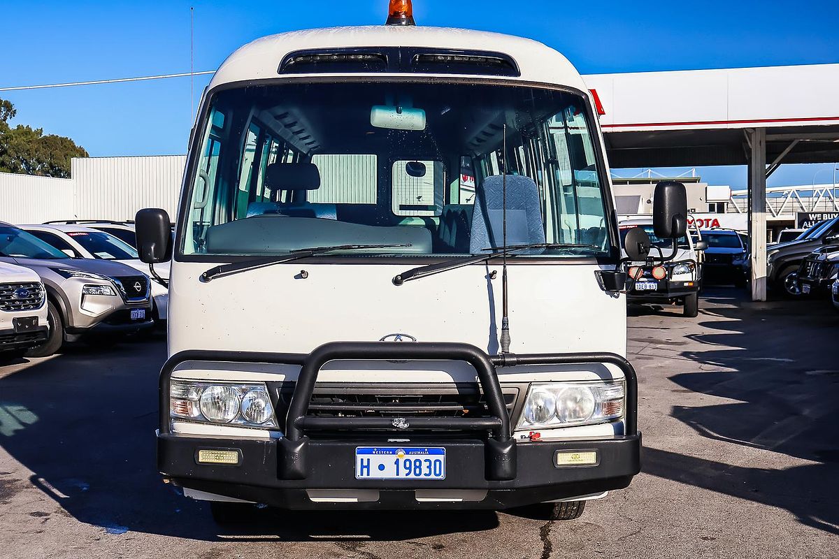 2011 Toyota Coaster XZB50R