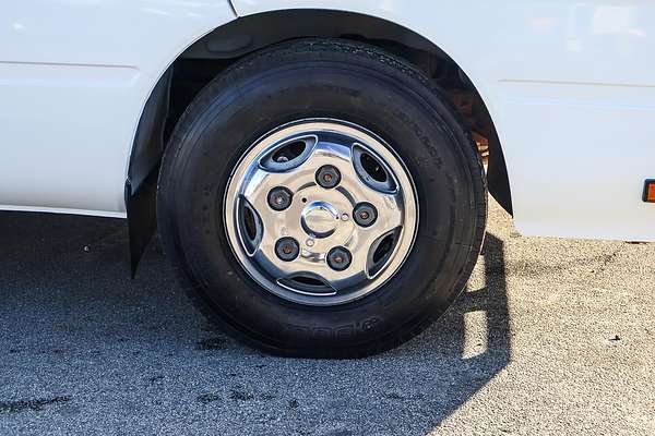 2011 Toyota Coaster XZB50R