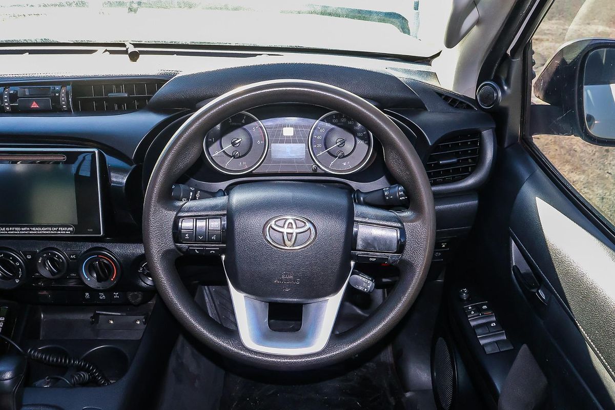 2019 Toyota Hilux SR GUN126R 4X4